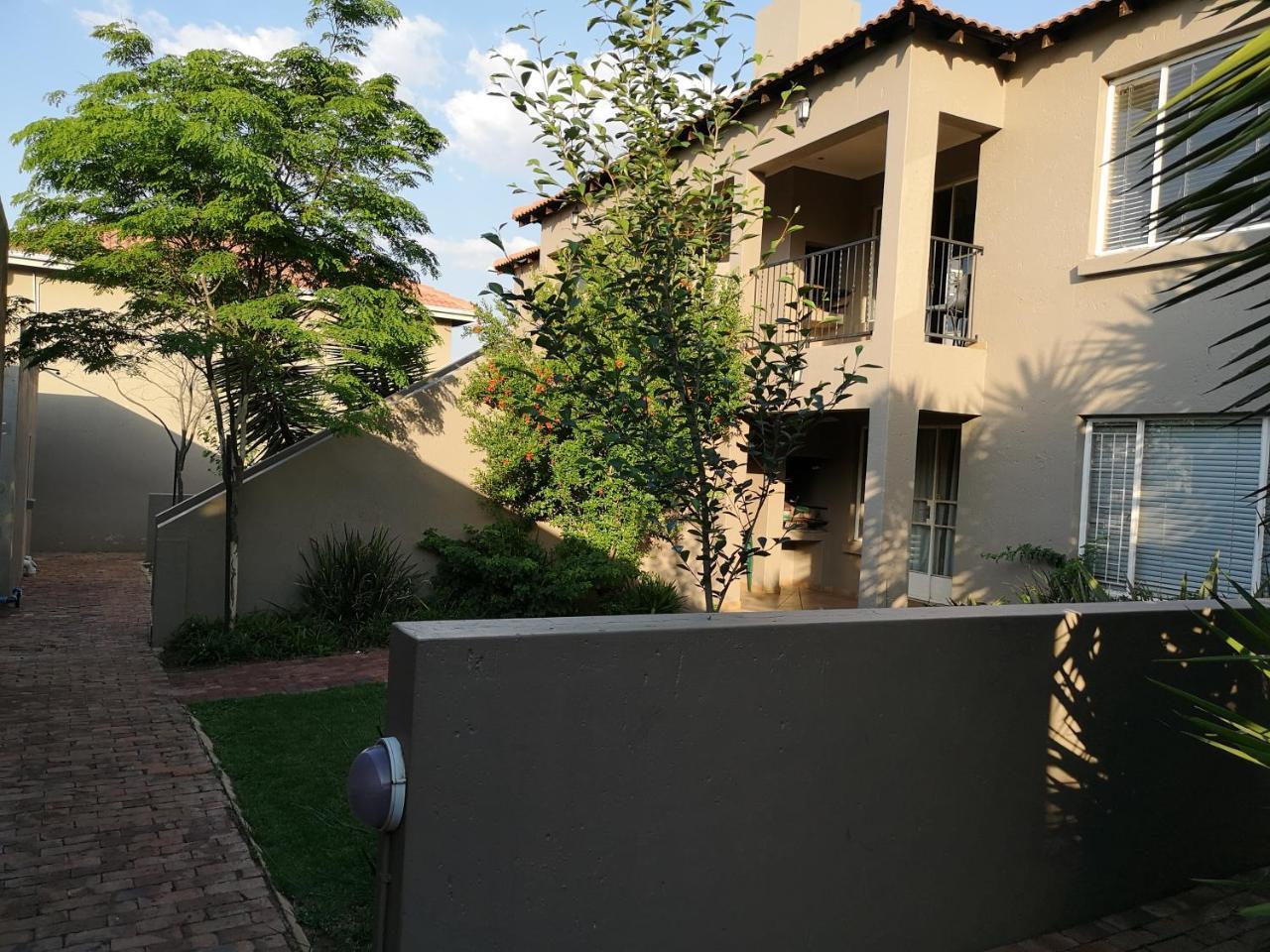 Airport Lodge Guest House Kempton Park Esterno foto