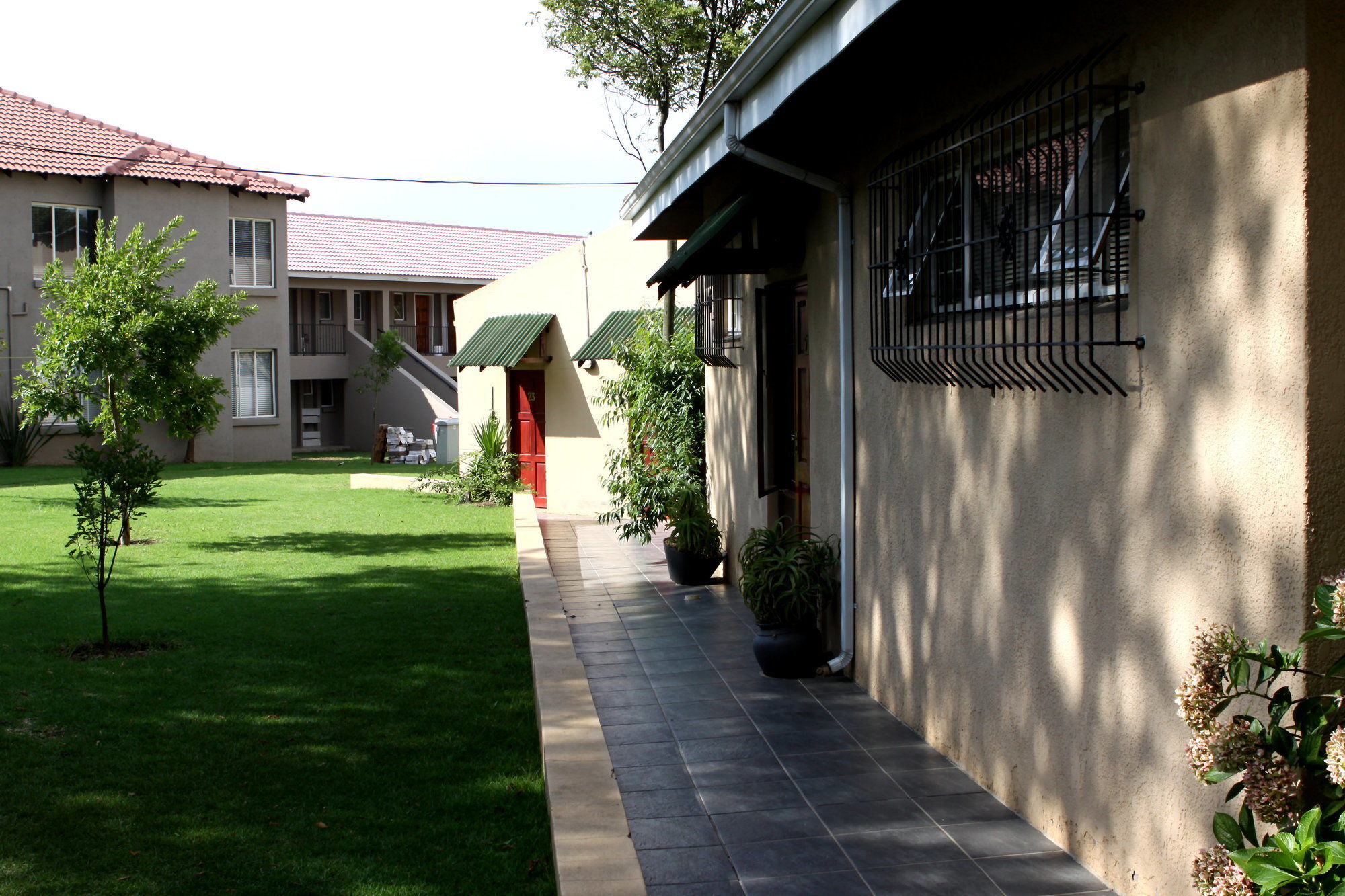 Airport Lodge Guest House Kempton Park Esterno foto